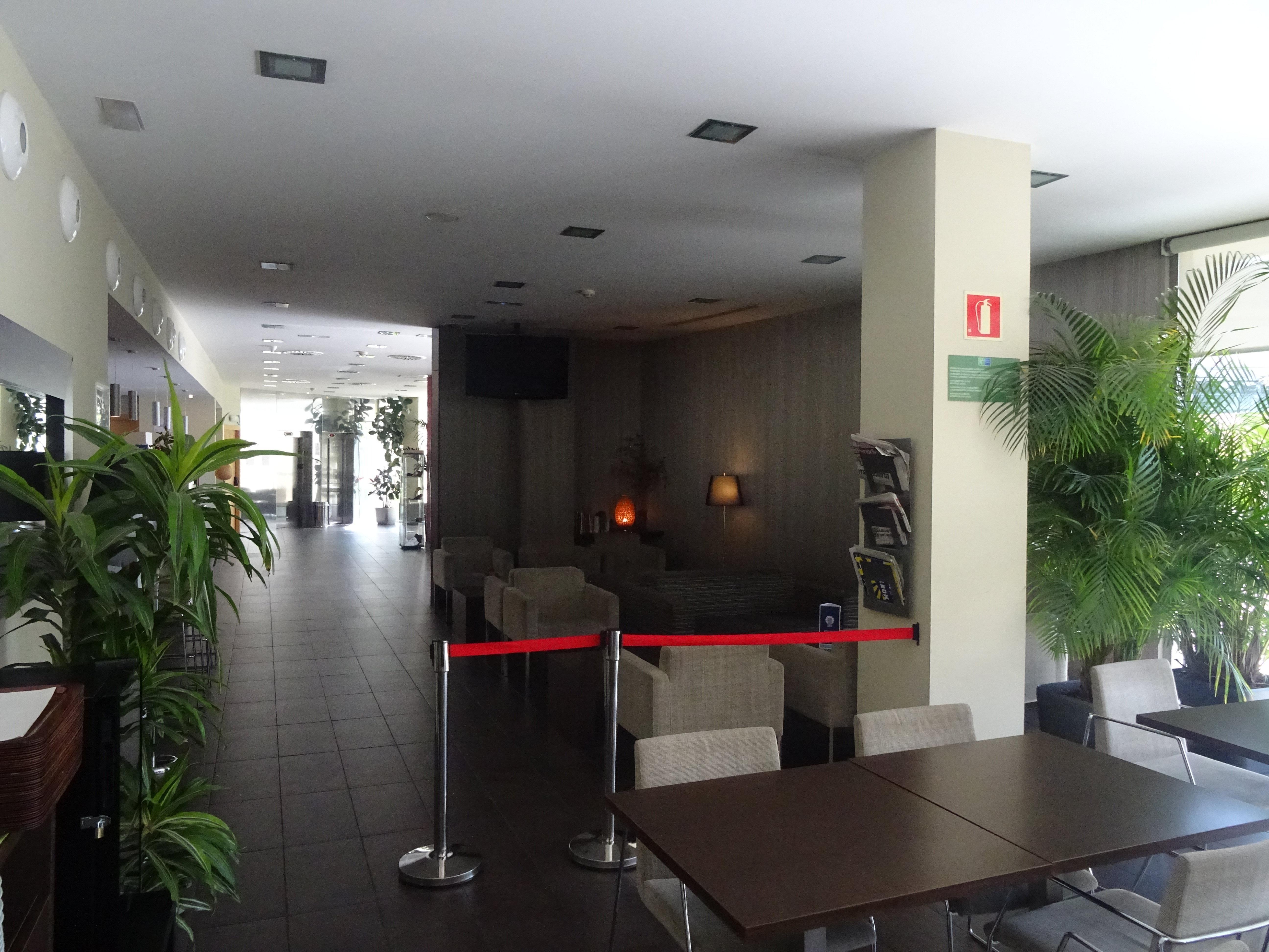 Holiday Inn Express Sant Cugat, An Ihg Hotel Sant Cugat del Vallès Екстериор снимка